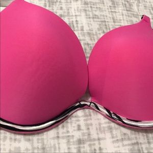Victoria's Secret Intimates & Sleepwear - 36D bra NWOT Victoria’s Secret Victoria's Secret Intimates & Sleepwear - 36D bra NWOT Victoria’s Secret